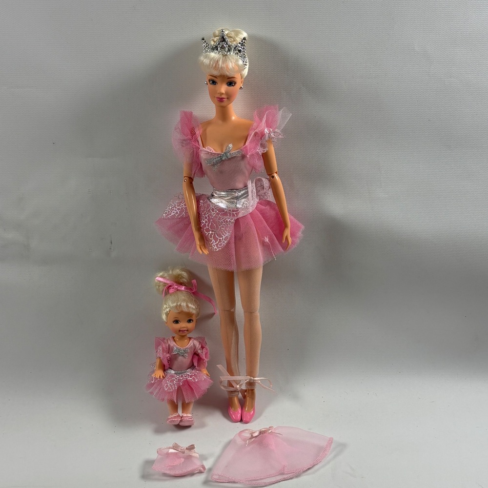 Ballet Recital Barbie and Kelly Doll Set Pink Tutu Ballerina Mattel 1997